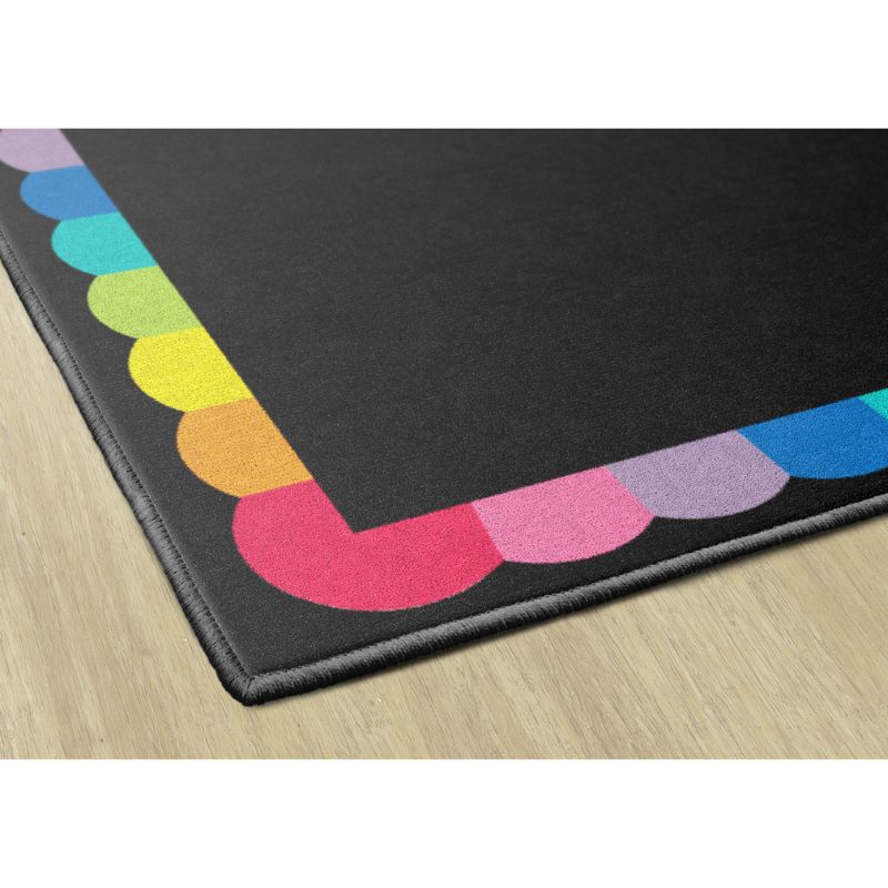 Rainbow Scallop Border Rug